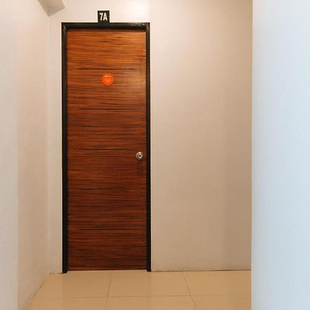 RedDoorz near Quiapo Church Manila Exterior foto