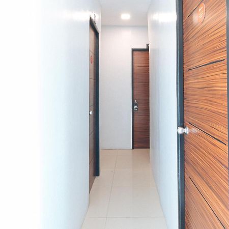 RedDoorz near Quiapo Church Manila Exterior foto